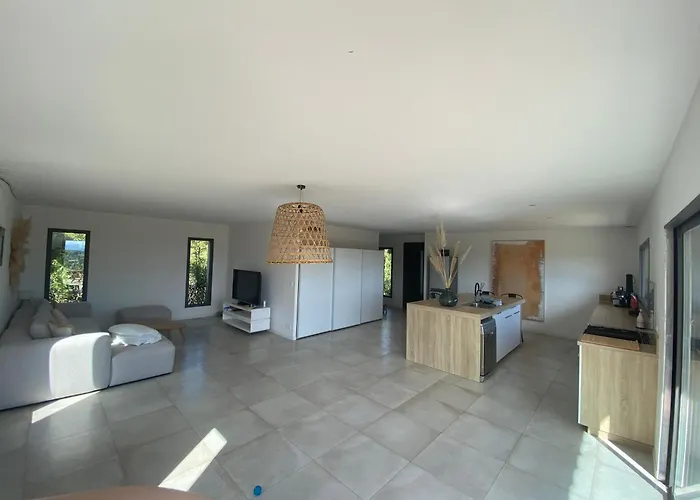 Appartement De - Corsica Lecci
