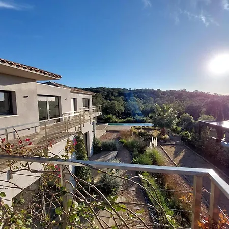 De - Corsica アパート レクシ